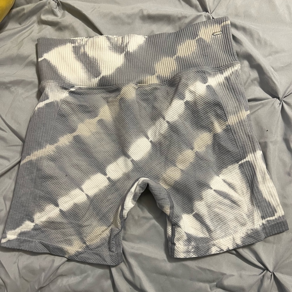 PINK activewear bike shorts